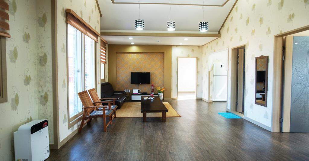Jeju Olleh House Villa Buitenkant foto