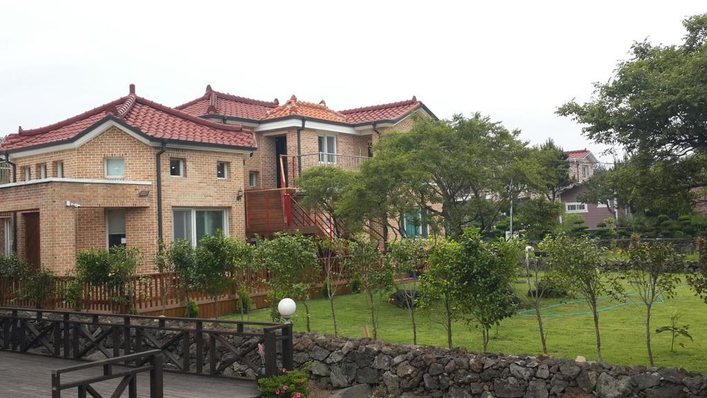 Jeju Olleh House Villa Buitenkant foto