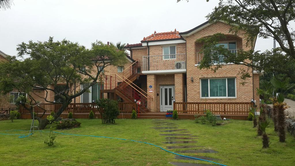 Jeju Olleh House Villa Buitenkant foto